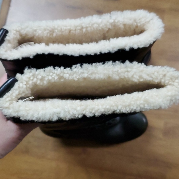 UGG Australia Women's Black UGG Heeled Boots - Picture 2 of 5